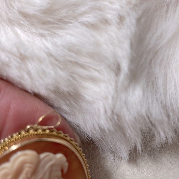 14K Gold Vintage Italian Cameo Pendant and Brooch - Picture 8 of 11